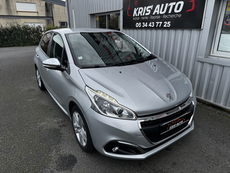 PEUGEOT 208 1.2 PURETECH 82CH STYLE 5P